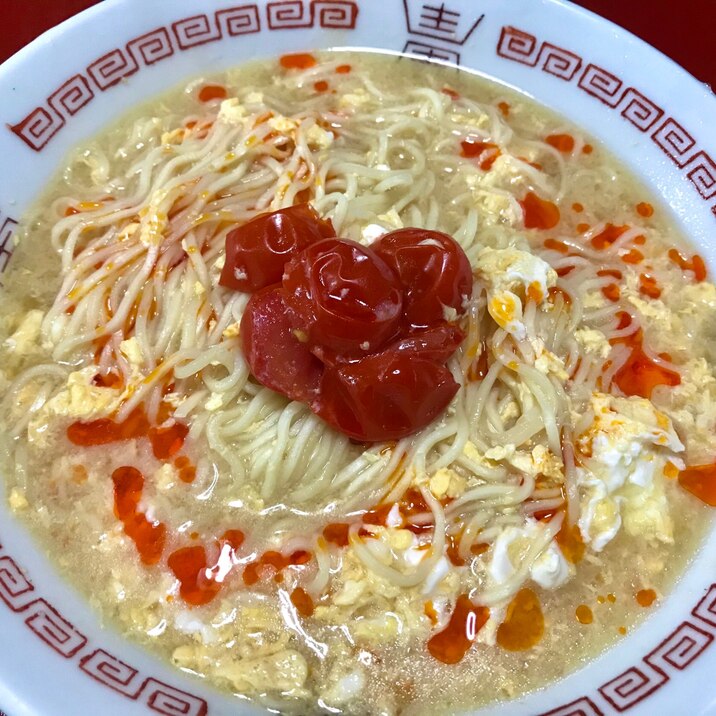 〆にもピッタリ♫袋麺でカンタン酸辣湯麺